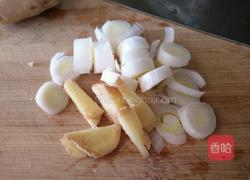 炒黄蚬子的做法图解2