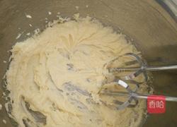 蓝莓酱马芬杯子蛋糕的做法图解3