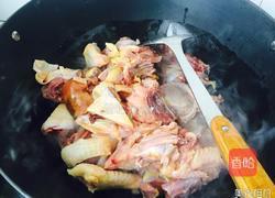 铁锅炖小笨鸡的做法图解5