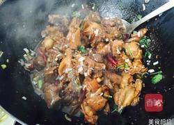 铁锅炖小笨鸡的做法图解9