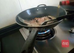 鲫鱼红烧香菜的做法图解7