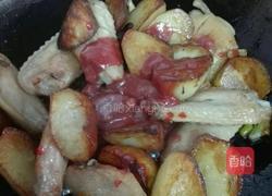 红腐乳焖土豆鸡翅中的做法图解17