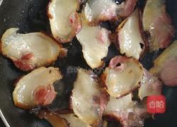 野藜蒿炒乡里腊肉的做法图解7