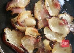 野藜蒿炒乡里腊肉的做法图解8