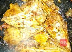 麻辣干锅鸭头的做法图解5