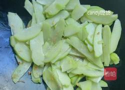 瘦肉炒佛手瓜片的做法图解7