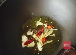 蒜苔火腿的做法图解3