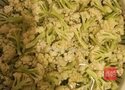 五花肉炒有机菜花的做法图解3