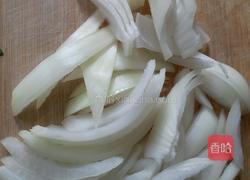 孜然洋葱炒羊肉的做法图解1