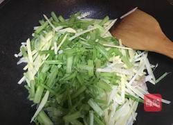 芹菜炒土豆丝的做法图解7