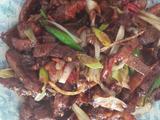 酱爆猪脸肉的做法[图]