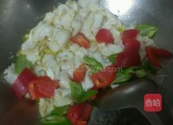 彩椒炒鱼片的做法图解9
