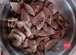 尖椒炒猪心的做法图解2