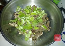 尖椒炒猪心的做法图解9