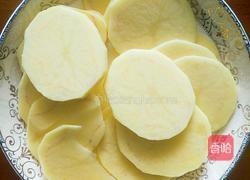 香煎土豆片的做法图解1