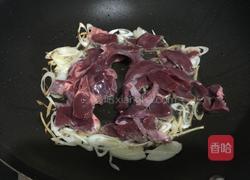 青椒炒猪心的做法图解6