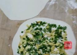 韭菜鸡蛋烙饼的做法图解6