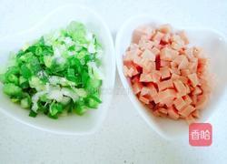 火腿鸡蛋饼的做法图解2