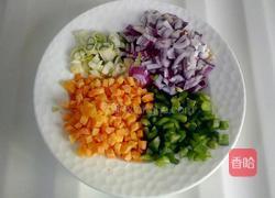 彩蔬炒饭的做法图解2