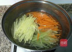 凉拌素三丝的做法图解3