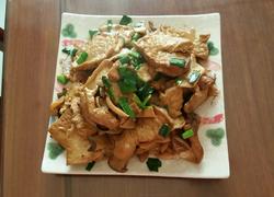 杏鲍菇豆腐炒肉