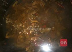 酸菜鲫鱼汤的做法图解8