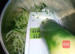 油炸萝卜丝丸子的做法图解2