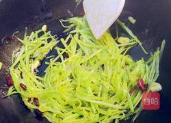 清炒青笋的做法图解4