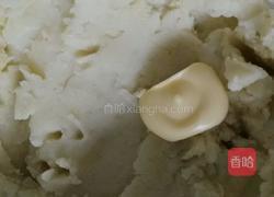 黄油里脊肉土豆饼的做法图解3