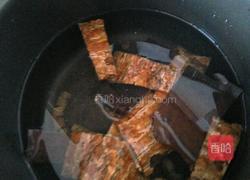 巴戟杜仲猪骨汤的做法图解3