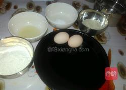 小蛋糕的做法图解1