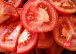 番茄鸡蛋花的做法图解1