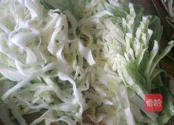 西红柿白菜炒馒头的做法图解1