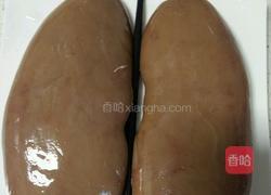 凉拌猪腰的做法图解1