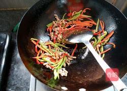 青红椒炒肉丝的做法图解7