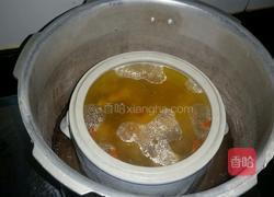 天麻鸡脚汤的做法图解4