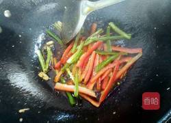 甜椒炒肉的做法图解7