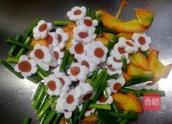 魔芋梅花蒜苔炒肉的做法图解7