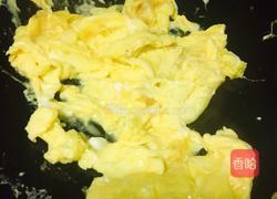 滑蛋炒虾仁的做法图解10