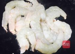 滑蛋炒虾仁的做法图解12