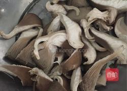 软炸鲜蘑的做法图解2