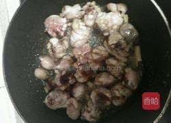 鸡腿焖山药豆的做法图解3