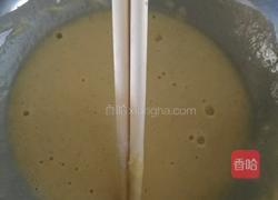 香酥椒盐炸平菇的做法图解3