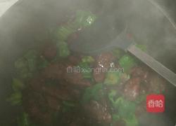 青椒炒辣香肠的做法图解10