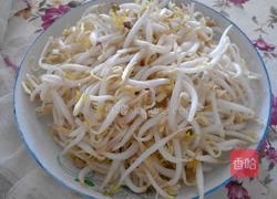 合菜（绿豆芽韭菜）的做法图解1