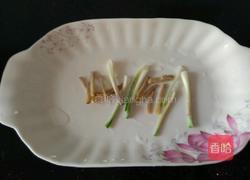 豉油蒸黄鱼的做法图解4