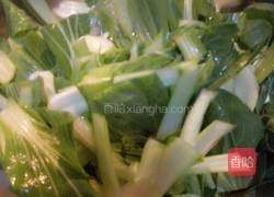 油菜炒鸡蛋的做法图解1