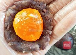 蛋黄酥的做法图解9