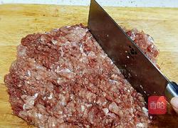 包菜油渣肉馅的做法图解3