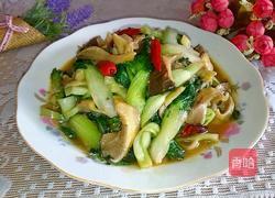 黄芽菜炒平菇的做法图解8